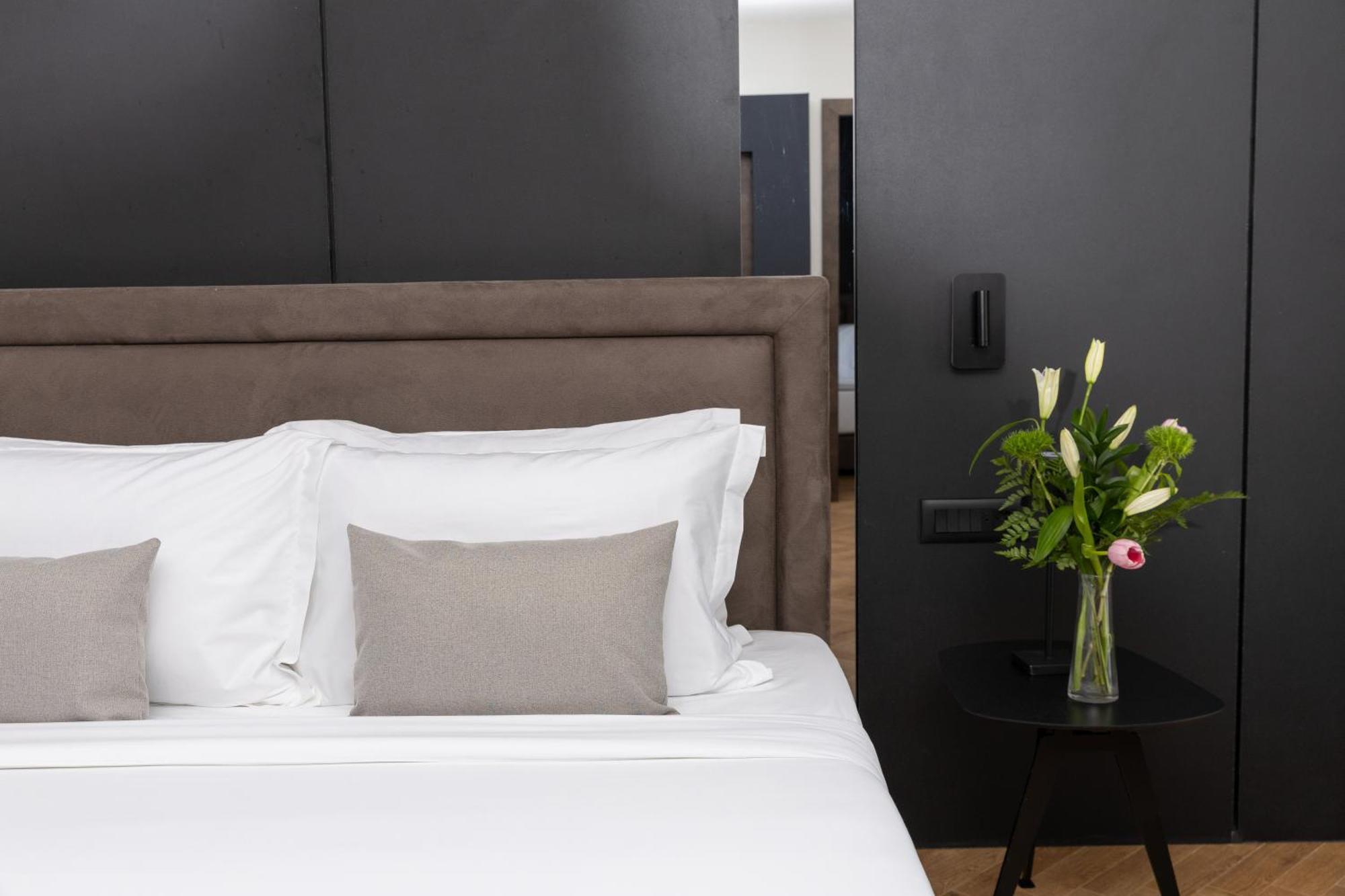 Venus Hotel Pristina Extérieur photo